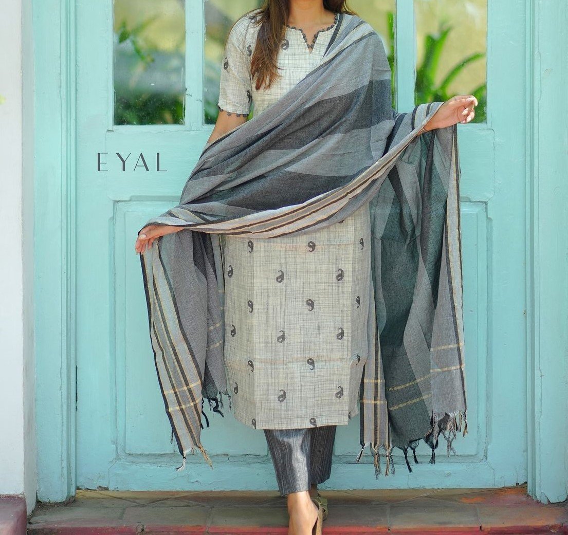 Elegant Handloom Cotton Suit Set